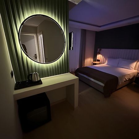 Red Castle Hotel & Pub بيليك المظهر الخارجي الصورة