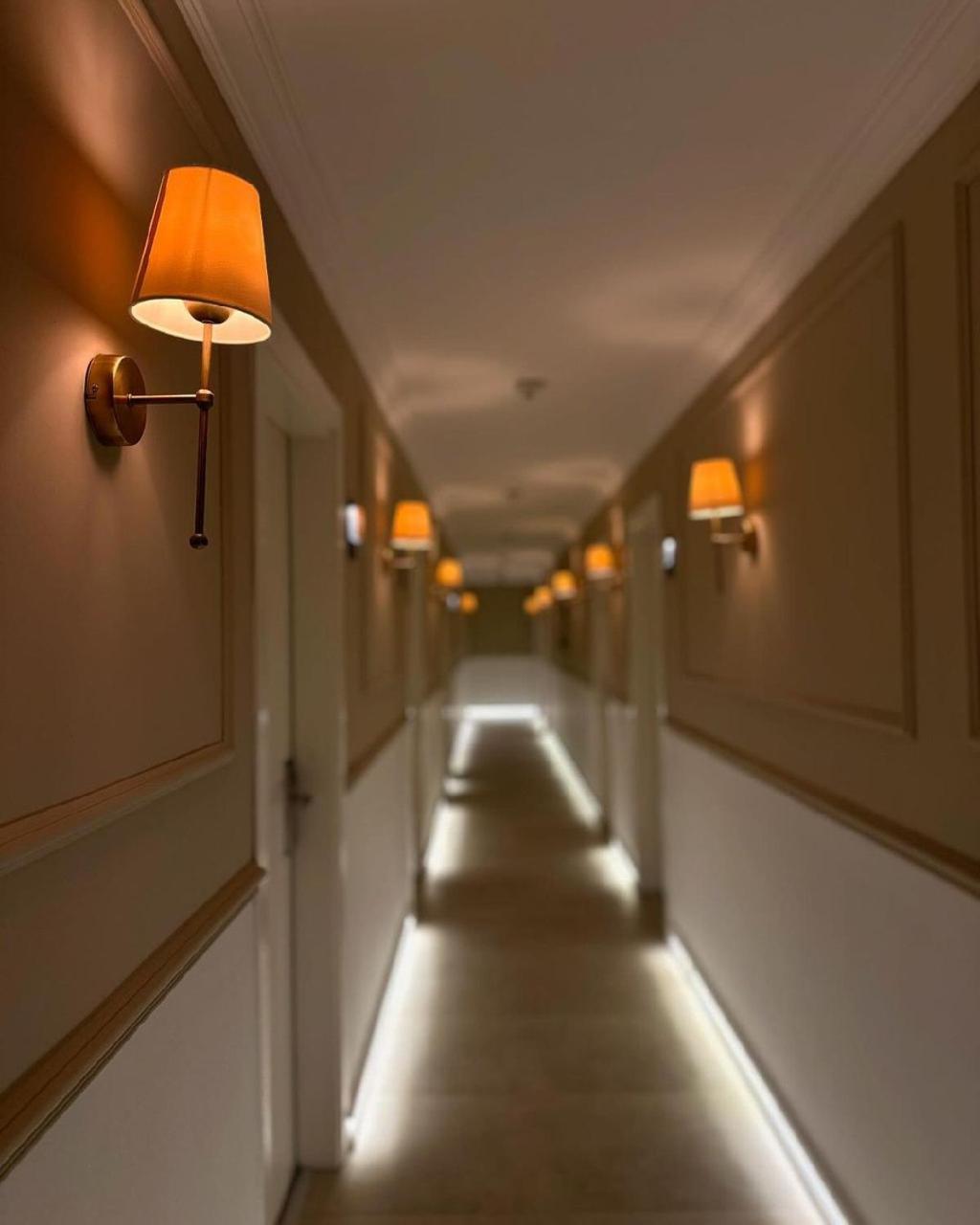 Red Castle Hotel & Pub بيليك المظهر الخارجي الصورة